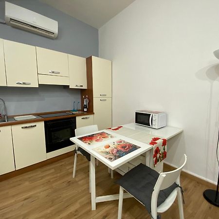 New Studio A Trastevere Rome Bagian luar foto